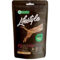 Ласощі для котів Nature's Protection Lifestyle Snack For Cats Soft Rabbit Strips 75 г Фото