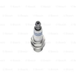 Свеча зажигания Bosch 0 242 235 797 Фото 2