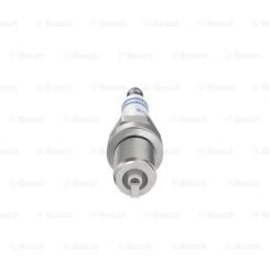 Свеча зажигания Bosch 0 242 235 797 Фото 4