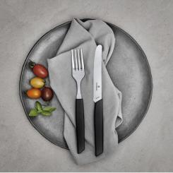 Кухонный нож Victorinox Swiss Modern TomatoSausage 11см Black Фото 2