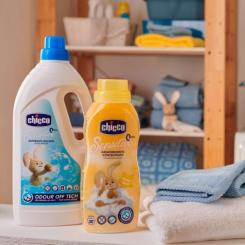 Кондиционер для белья Chicco Sensitive Tender Touch Дитячий пом'якшувач 750 мл Фото 3