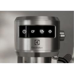 Рожковая кофеварка эспрессо Electrolux E6EC1-6ST Фото 11