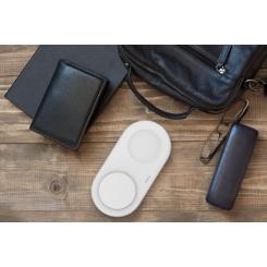 Зарядное устройство Belkin 2in1 15W Pad Qi2 white Фото 1