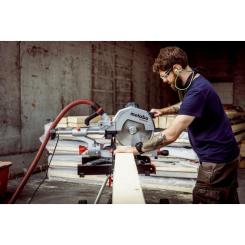 Торцовочная пила Metabo KGS 305M з протяжкою, 1600Вт, 305мм, 18.6кг Фото 2