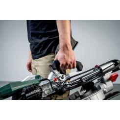 Торцовочная пила Metabo KGS 305M з протяжкою, 1600Вт, 305мм, 18.6кг Фото 6