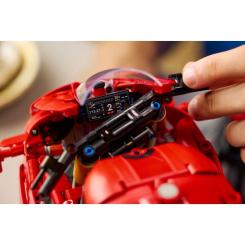Конструктор LEGO Technic Мотоцикл Ducati Panigale V4 S Фото 10