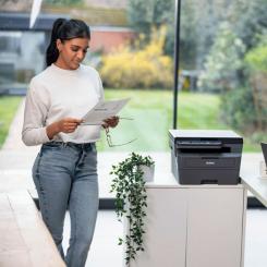 Многофункциональное устройство Brother DCPL2600DYJ1 Фото 4