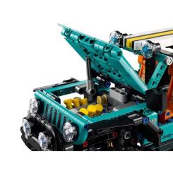 Конструктор LEGO Technic Позашляховик Jeep Wrangler Rubicon Фото 5