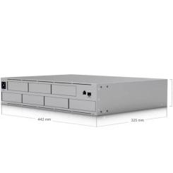 NAS Ubiquiti UNAS-PRO Фото 4