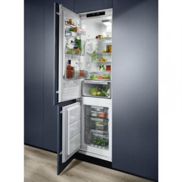Холодильник Electrolux ENN3074EFW Фото 4