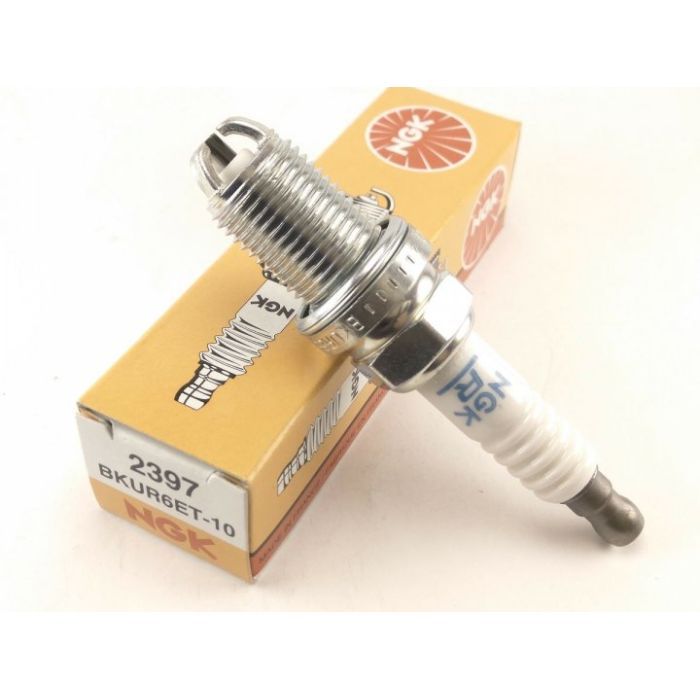 Свеча зажигания NGK 2397 BKUR6ET-10 Фото