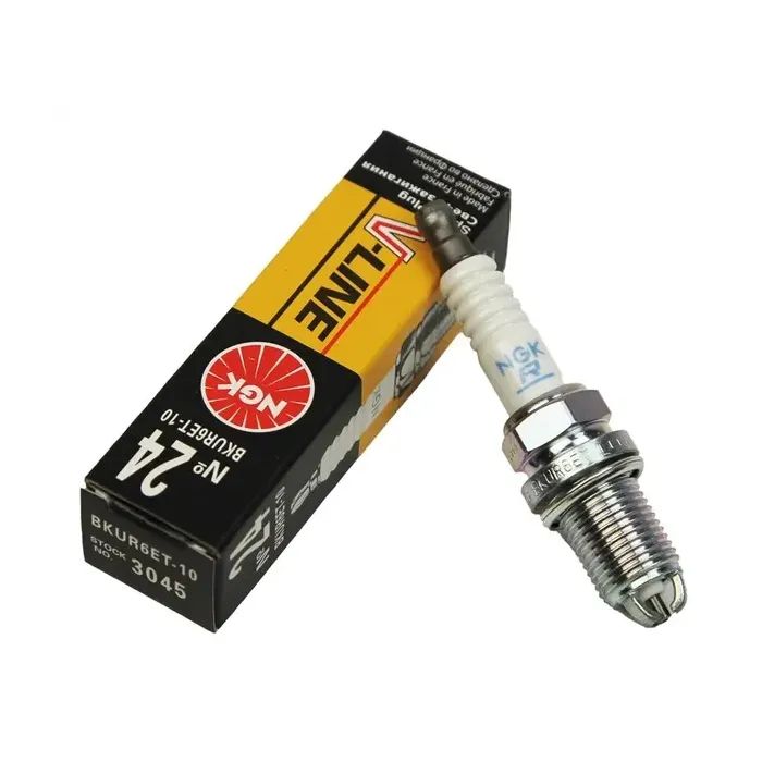 Свеча зажигания NGK 3045 BKUR6ET-10 Фото
