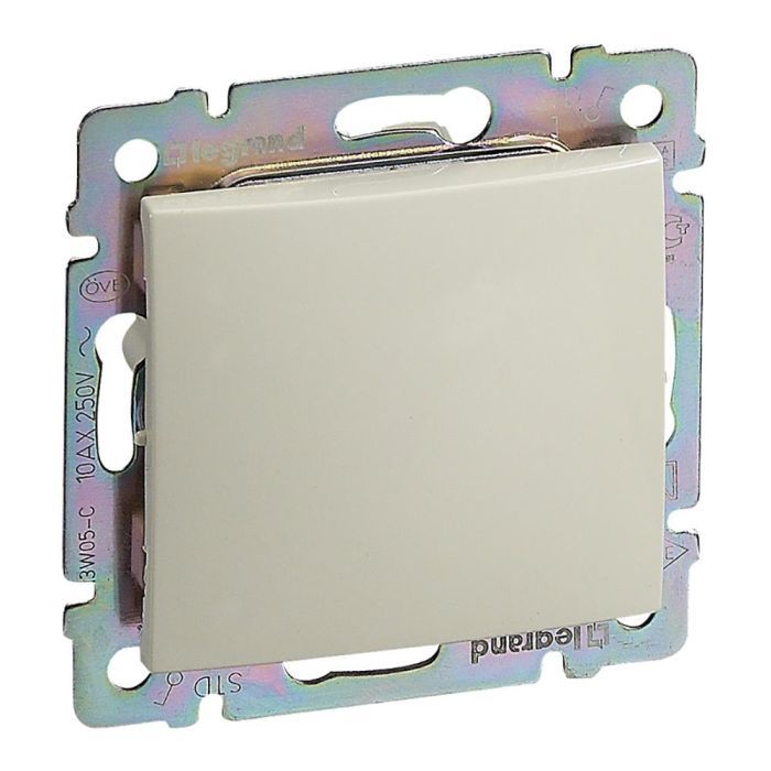 Выключатель Legrand Valena Classic Фото