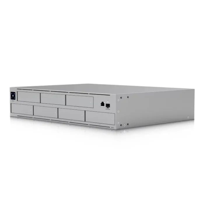 NAS Ubiquiti UNAS-PRO Фото